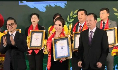 Hà Tĩnh: Sản phẩm nhung hươu, cao hươu, mật ong của thương hiệu Trầm Nhân đón nhận danh hiệu Top 10 chương Trình “Sao Vàng Thương hiệu Đất Việt 2024”