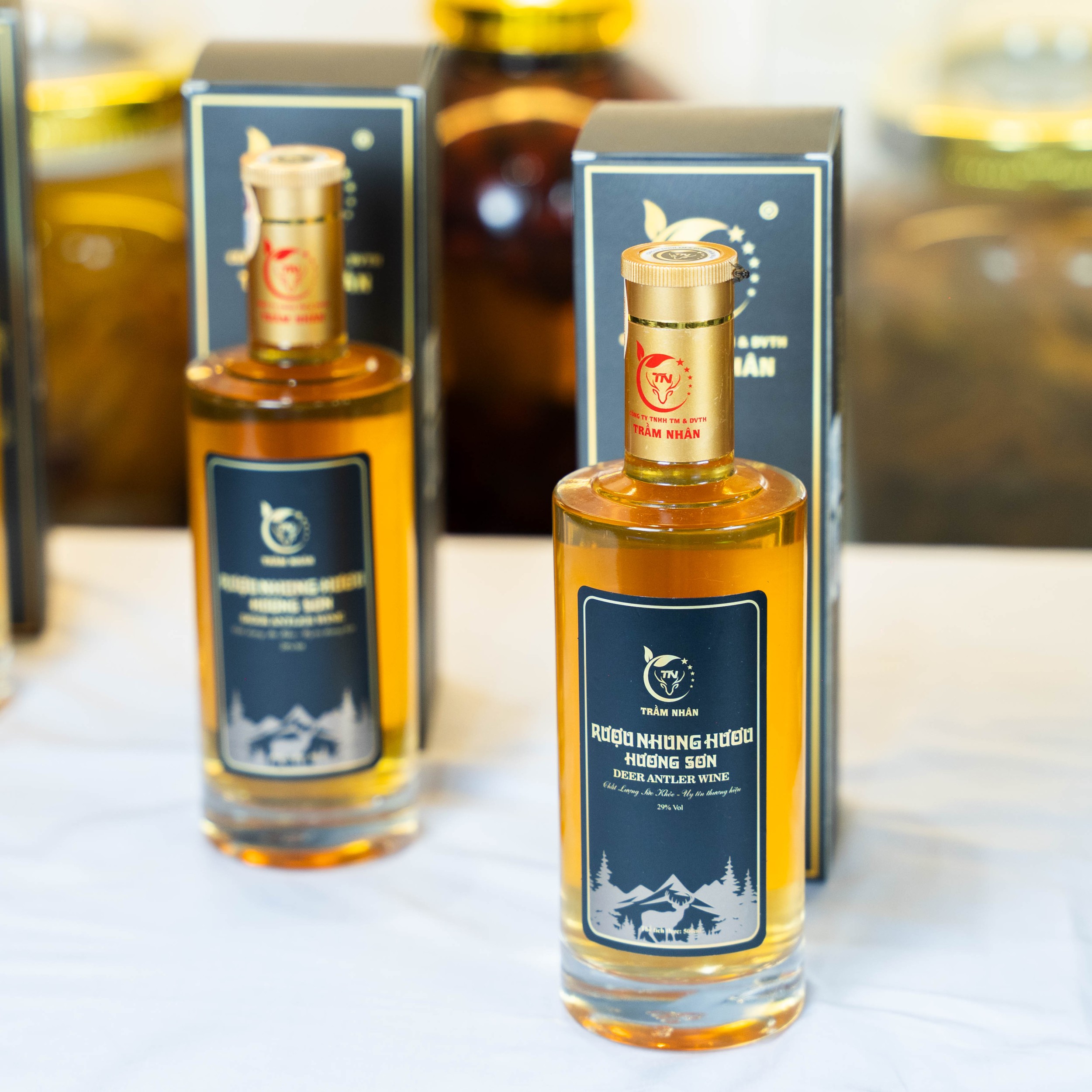 Rượu nhung hươu Hương Sơn 700ml